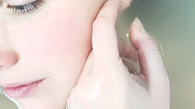 【保湿】乾燥肌撃退！W洗顔不要のクレンジングで化粧水が染み込む肌に。